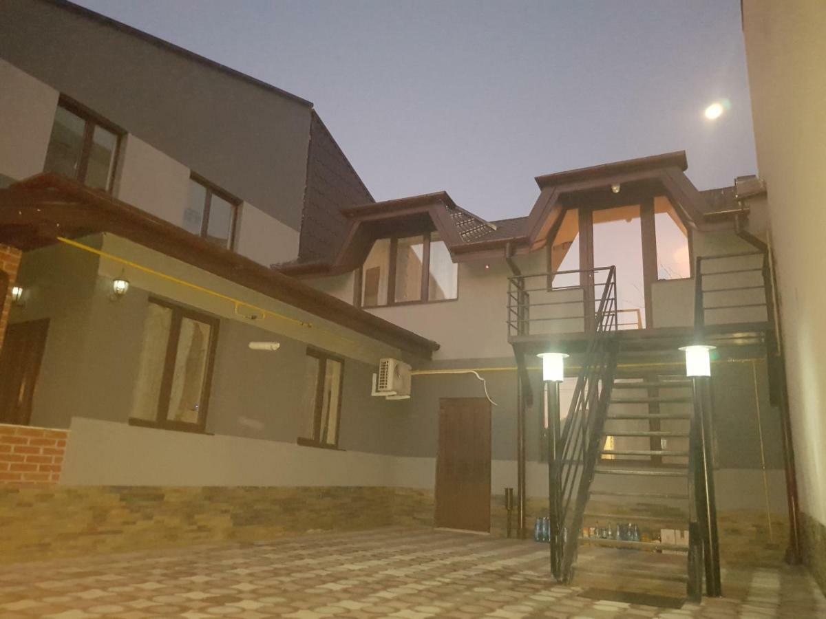 מלון טימישוארה Casa Lions מראה חיצוני תמונה